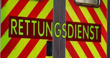 THL 1 – VU Quadfahrer bei Unfall mit Auto in Viechtach schwer verletzt