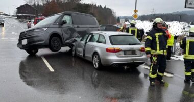 THL 2 – VU mit mehreren PKW