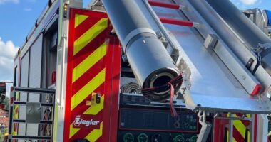 B3 – Holz-Balkon in Arnbruck gerät in Brand – vermutlich wegen Funken einer Flex